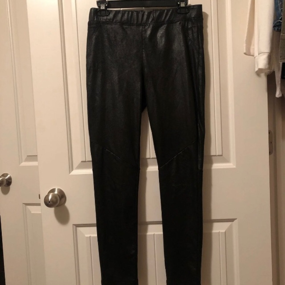 Liquid leggings